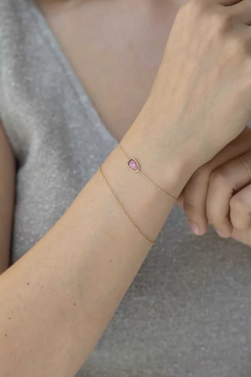 Yellow gold pink sapphire chain bracelet Celine Daoust