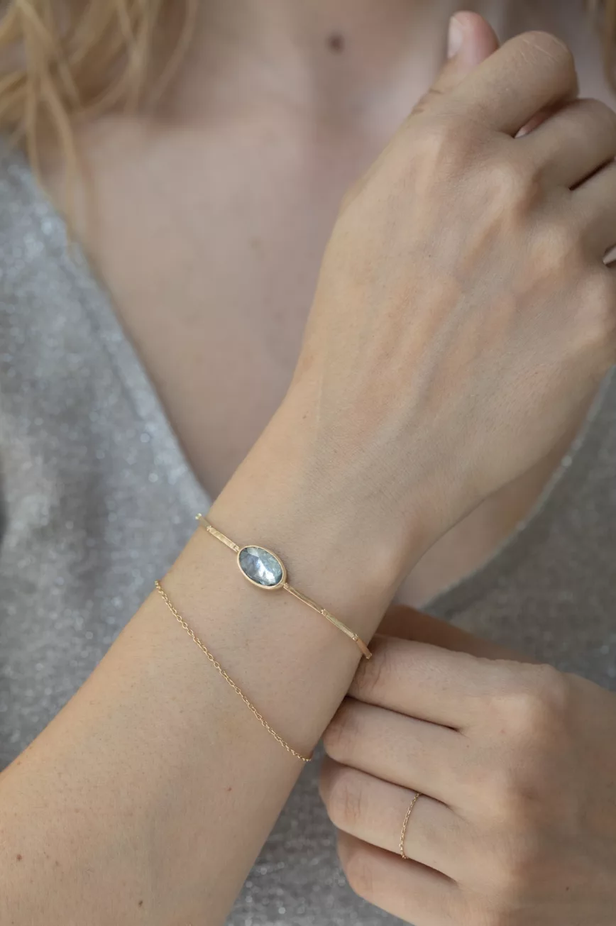 Yellow gold blue oval tourmaline articulated bracelet Celine Daoust