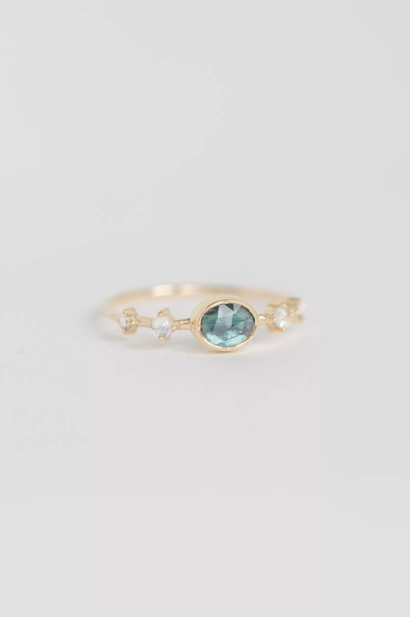 Celine Daoust Yellow gold One of a Kind Sapphire with 2 Diamonds & Moonstones Ring
